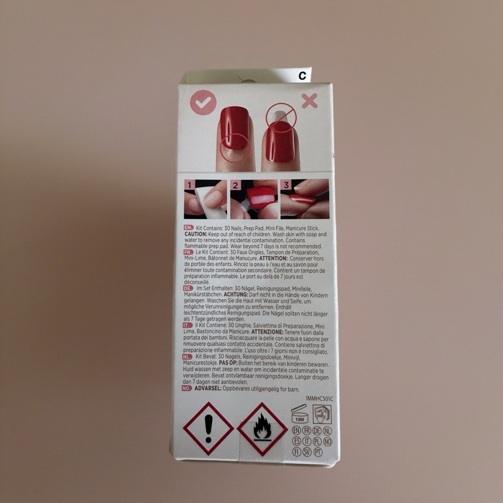 imPRESS Limited Edition Glitter Gold Press-On Nails - Picture 3 of 5